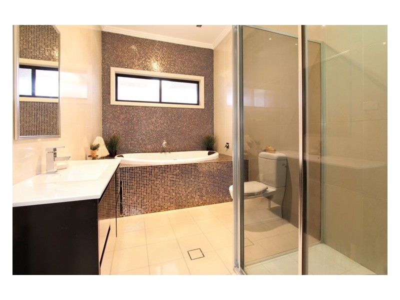 19 Kenelda Avenue, Guildford NSW 2161