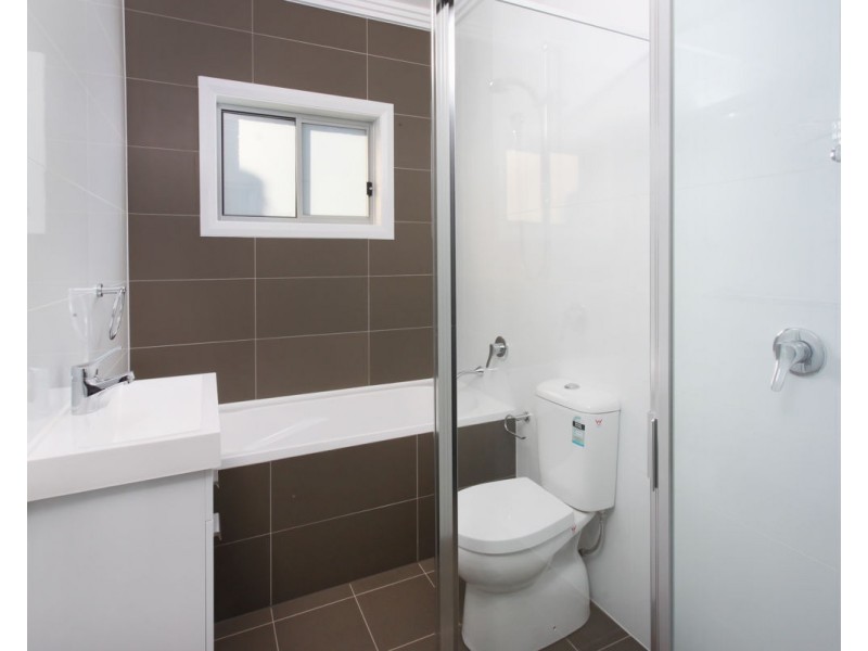 2b Verlie Street, South Wentworthville NSW 2145