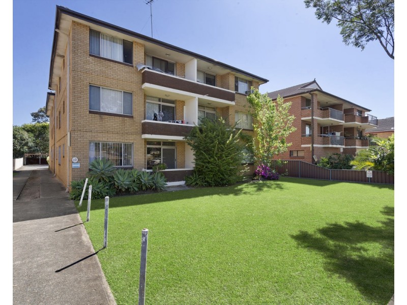 1/22 Clyde Street, Granville NSW 2142
