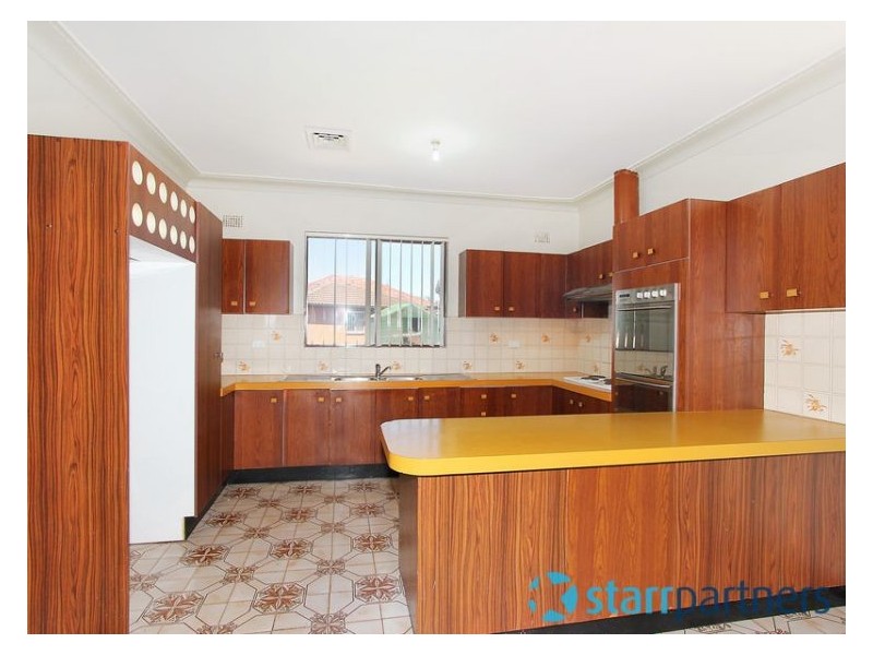 20 Hilltop Road, Merrylands NSW 2160