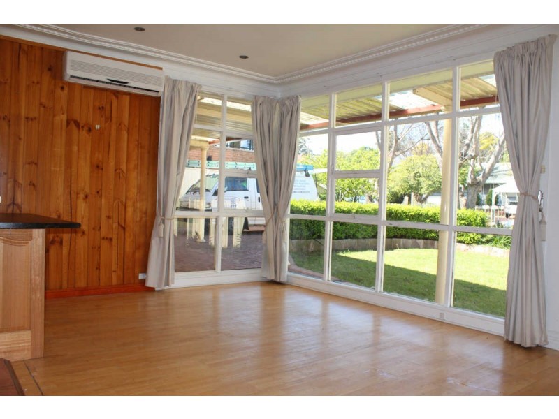 9 SYBIL STREET, Guildford West NSW 2161