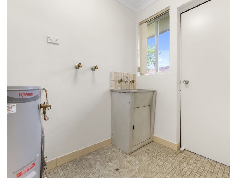 2/36 Derby Street, Merrylands NSW 2160