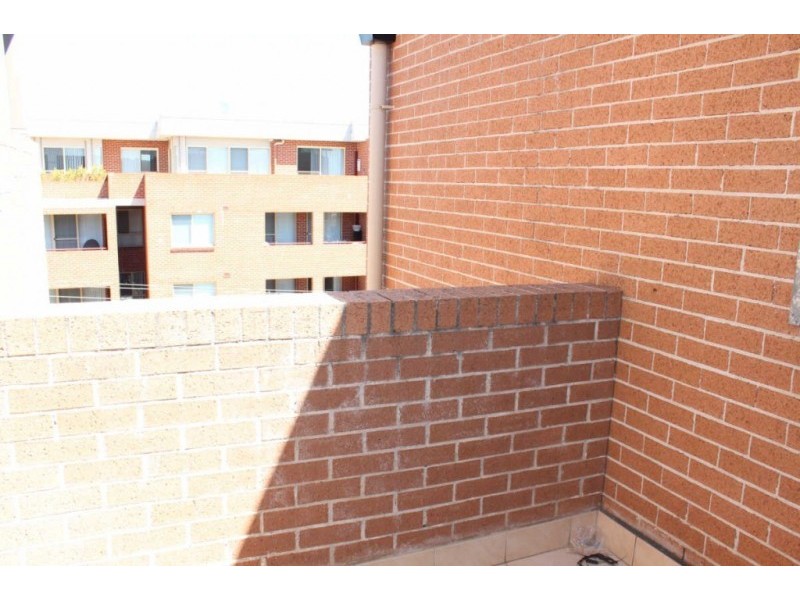 19/39 EARL STREET, Merrylands NSW 2160