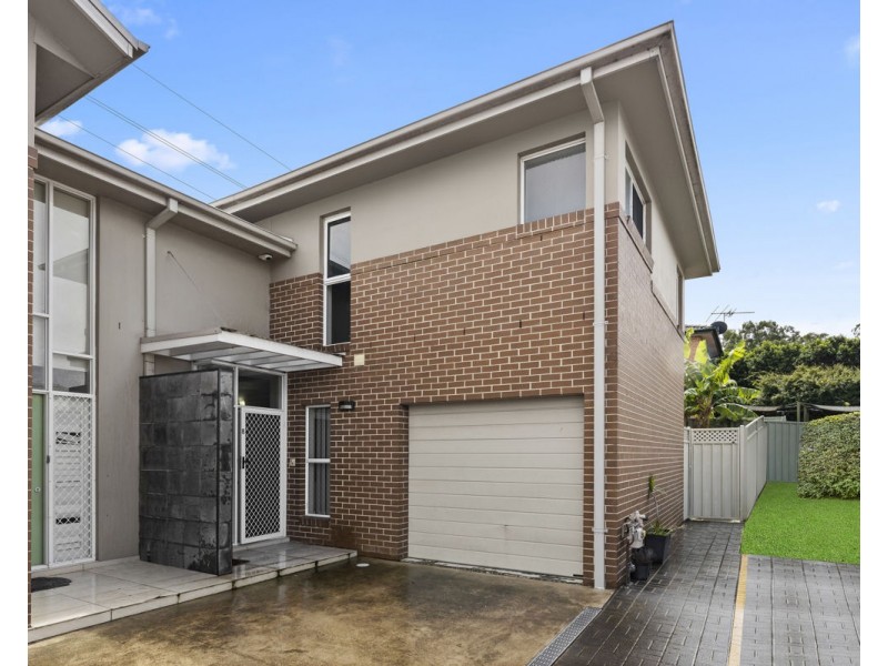 8/79 Woodpark Road, Merrylands NSW 2160