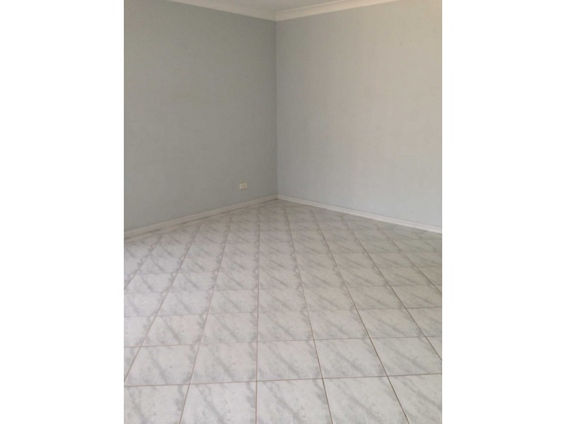 01/05 MIMOSA AVENUE, Toongabbie NSW 2146