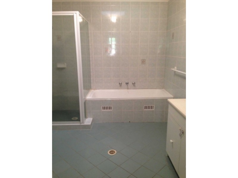 01/05 MIMOSA AVENUE, Toongabbie NSW 2146