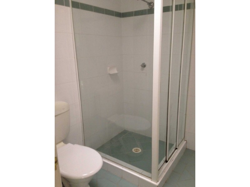 01/05 MIMOSA AVENUE, Toongabbie NSW 2146