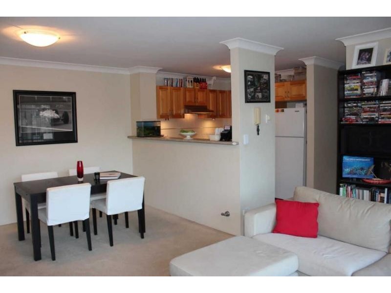 6/2 SHEFFIELD STREET, Merrylands NSW 2160