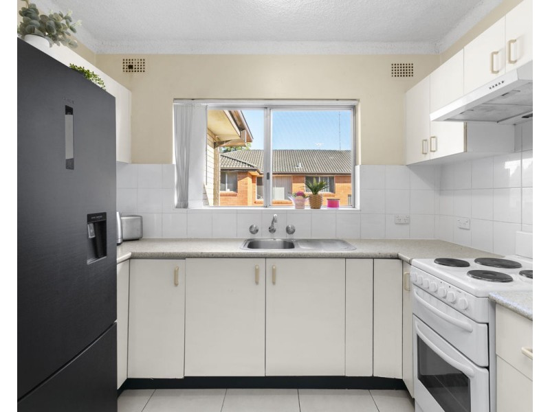 8/57 St Ann Street, Merrylands NSW 2160