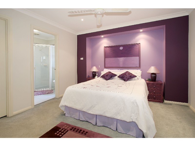 2/24 Blackbutt Crescent, Greystanes NSW 2145