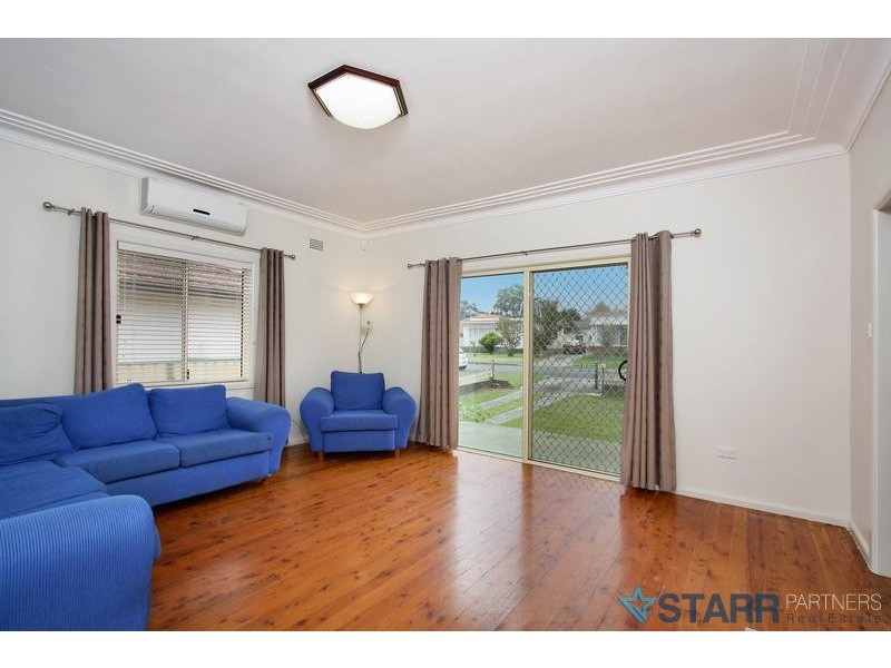 32 Faulds Road, Guildford NSW 2161