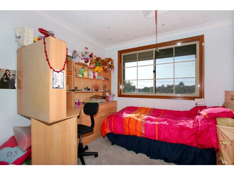 18 Broughton Street Street, Old Guildford NSW 2161