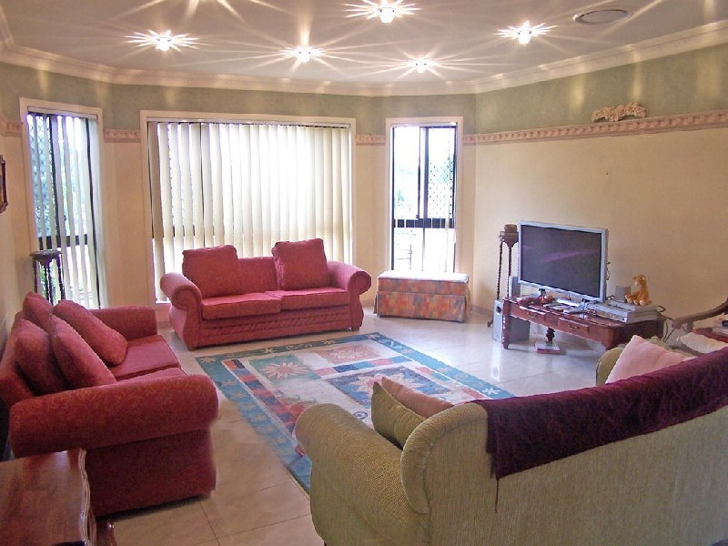 6 Lowe Street, Merrylands NSW 2160