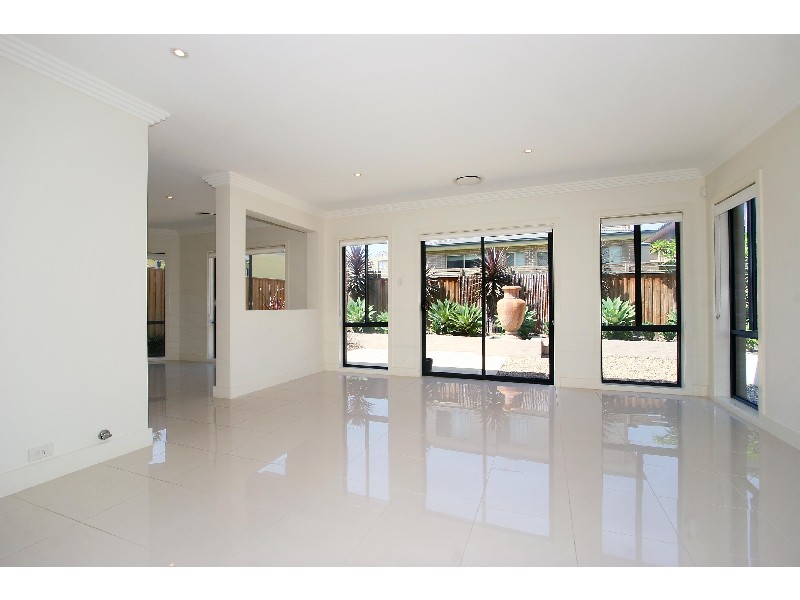 16 Parish Street, Greystanes NSW 2145