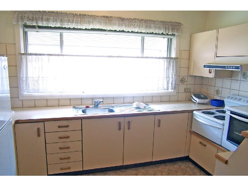 8 Vulcan Street, Guildford NSW 2161