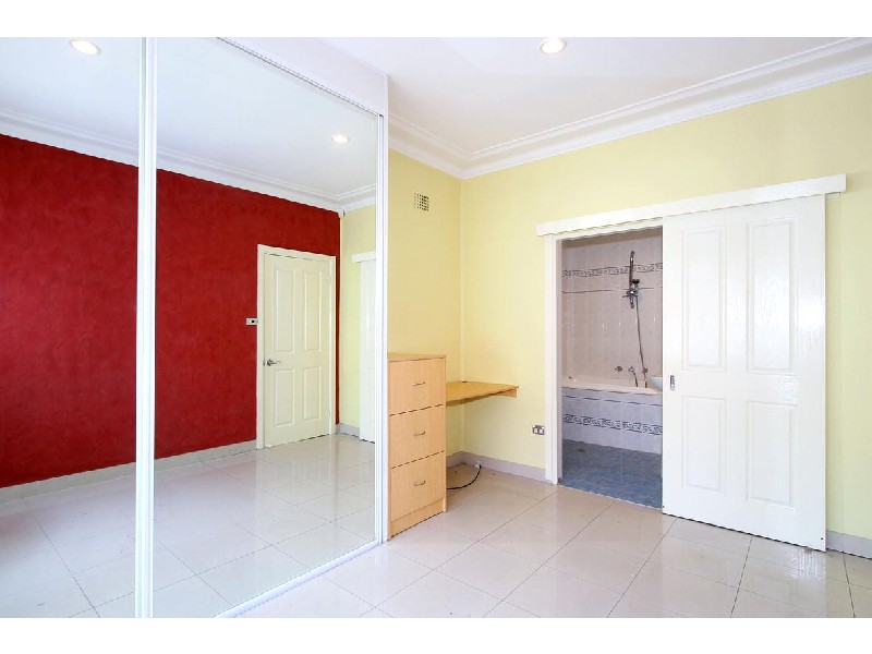 14 Ledger Road, Merrylands NSW 2160