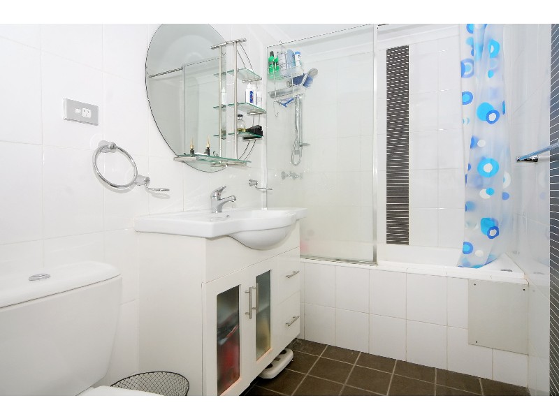 16/110 Elizabeth Street, Granville NSW 2142