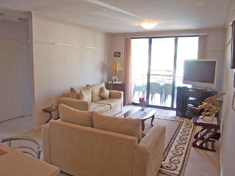 17/2-4 Kane Street, Guildford NSW 2161