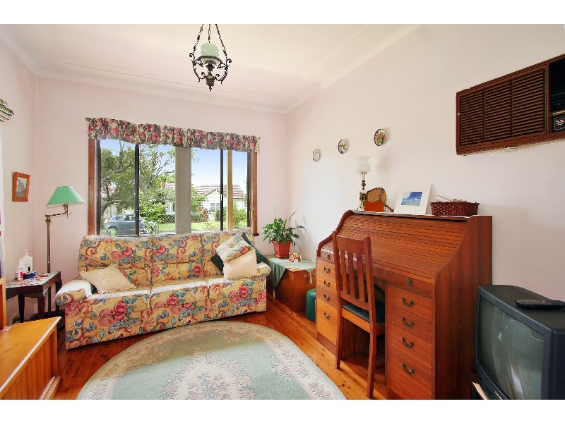 11 Essex Street, Guildford NSW 2161