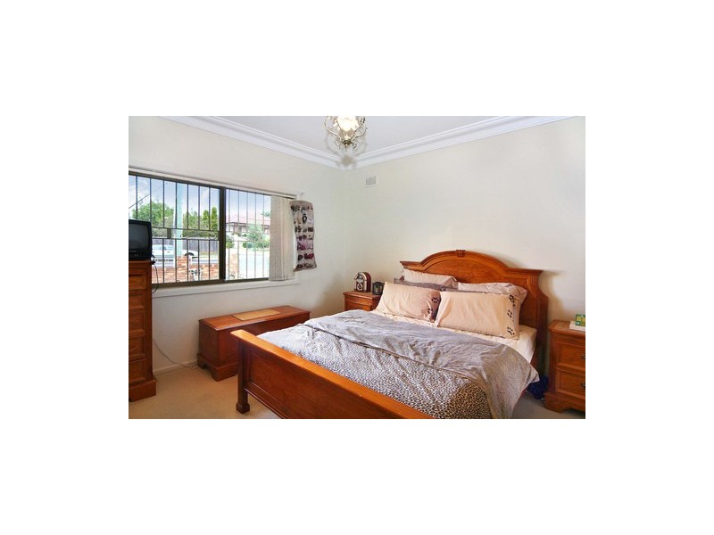 70 Harris Street, Guildford NSW 2161