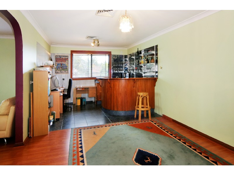 25 Yoogali Street, Merrylands NSW 2160