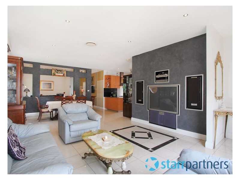 4a Rhodes Avenue, Guildford NSW 2161