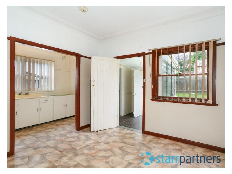 42 Chamberlain Road, Guildford NSW 2161