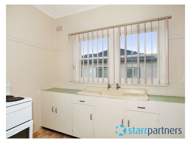 42 Chamberlain Road, Guildford NSW 2161