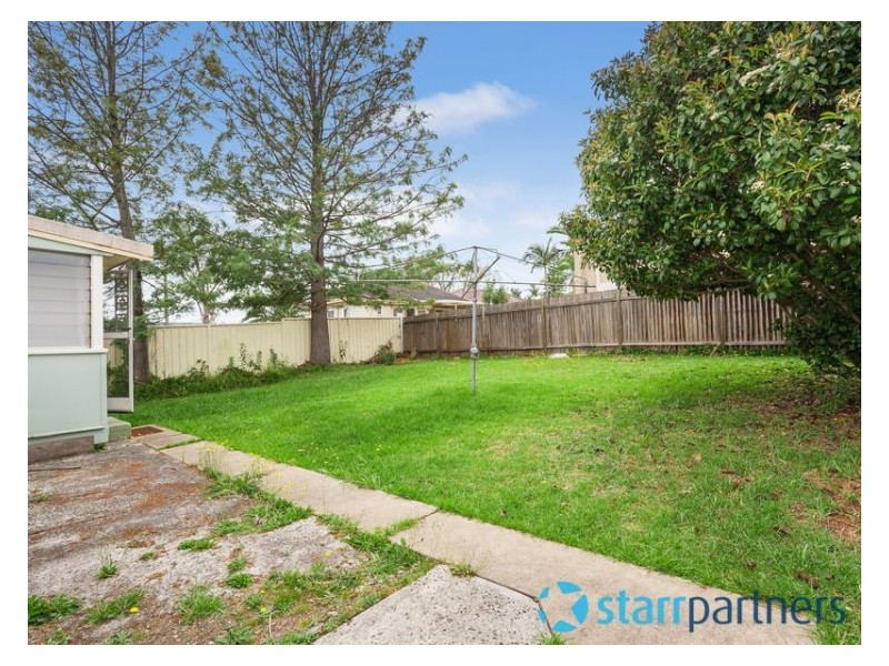 42 Chamberlain Road, Guildford NSW 2161