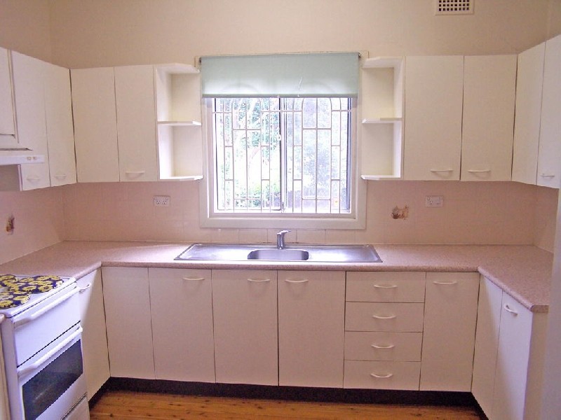 1 Craiglea Street, Guildford NSW 2161