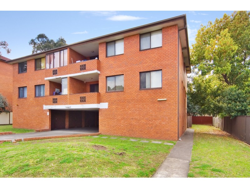 2/25 Neil Street, Merrylands NSW 2160