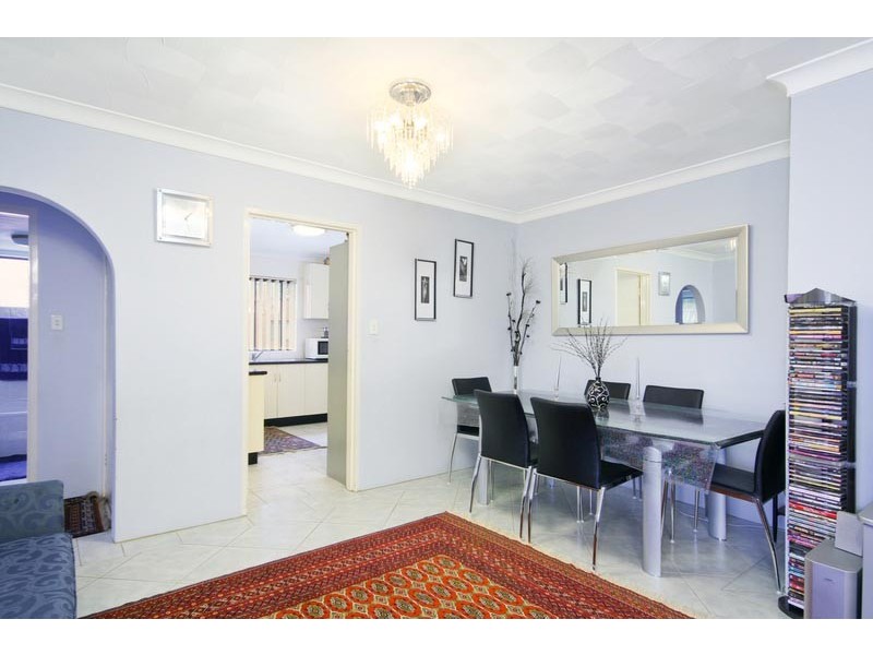 2/25 Neil Street, Merrylands NSW 2160