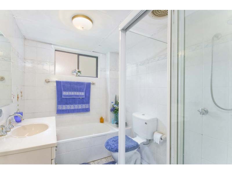 2/25 Neil Street, Merrylands NSW 2160