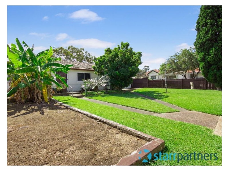 2 Lowe Street, Merrylands NSW 2160