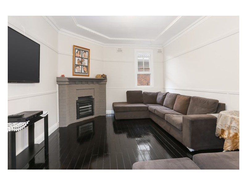 6 Cecil Street, Guildford NSW 2161