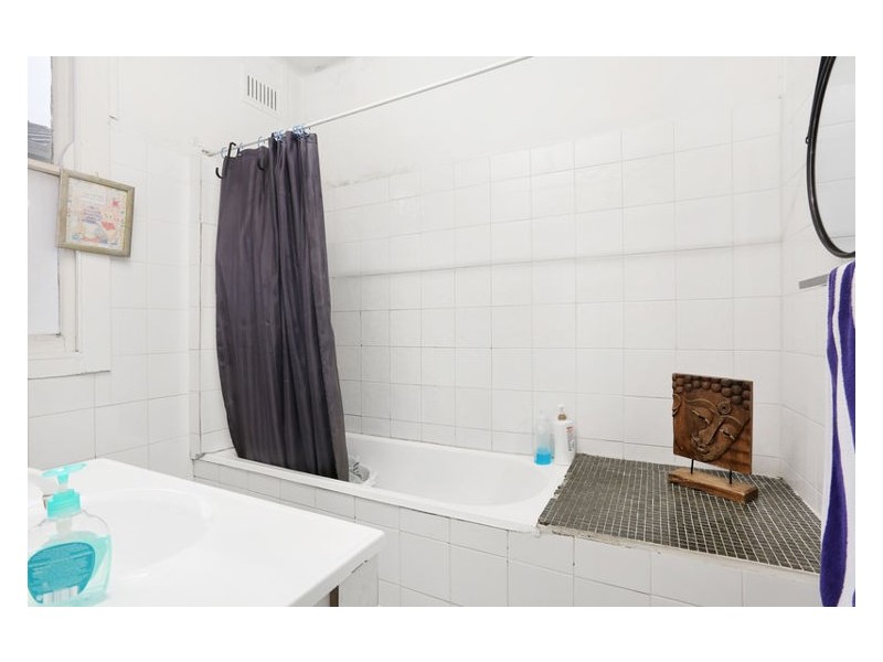 6 Cecil Street, Guildford NSW 2161