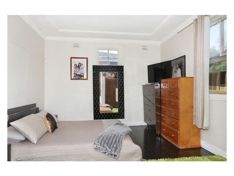 6 Cecil Street, Guildford NSW 2161