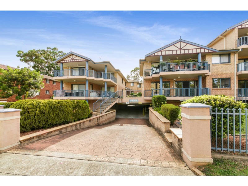 12/42 Treves Street, Merrylands NSW 2160