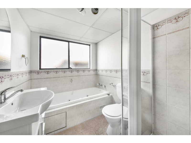 12/42 Treves Street, Merrylands NSW 2160