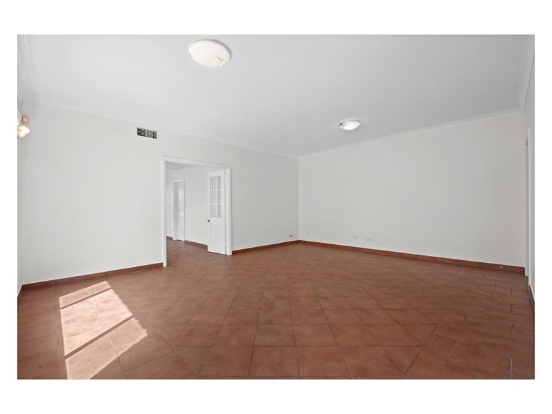 10 Salisbury Road, Guildford NSW 2161