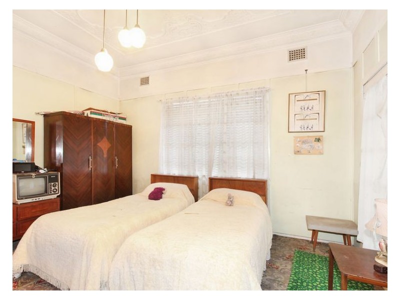 36 Military Road, Merrylands NSW 2160