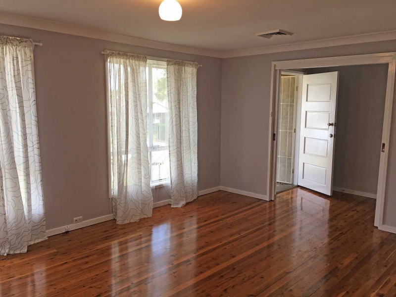 44 WELLESLEY CRESCENT, Kings Park NSW 2148