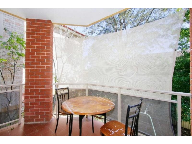 8/28 PATON STREET, Merrylands NSW 2160