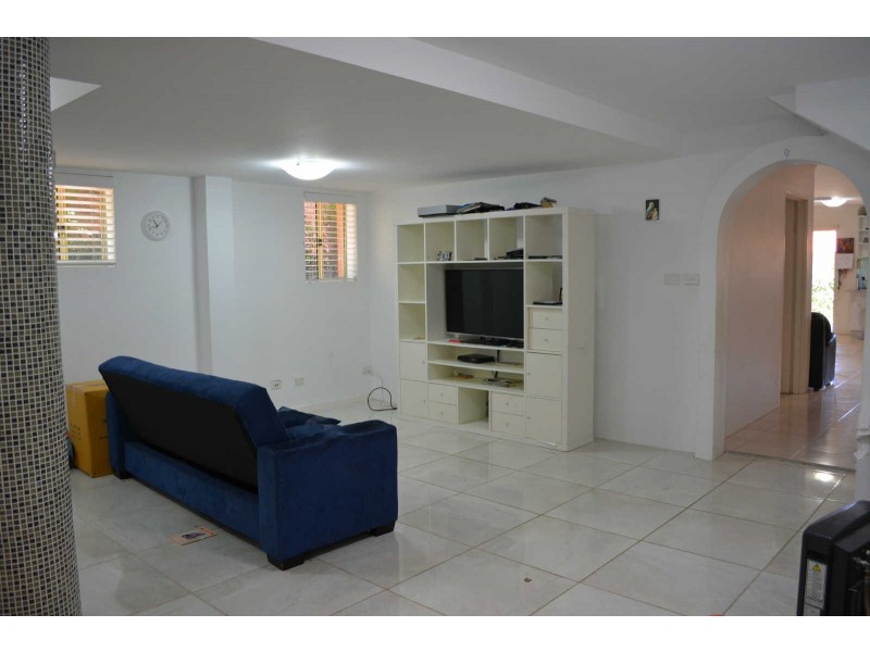 15 TENNYSON PARADE, Guildford West NSW 2161