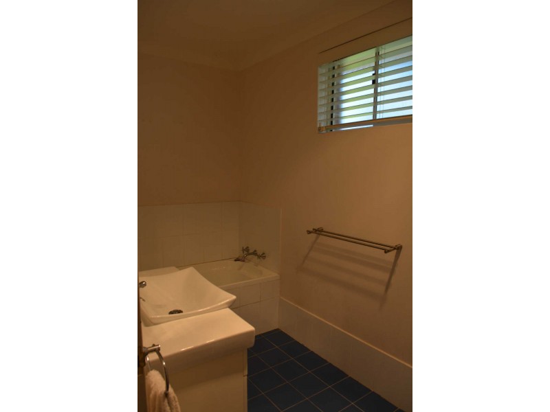 15 TENNYSON PARADE, Guildford West NSW 2161