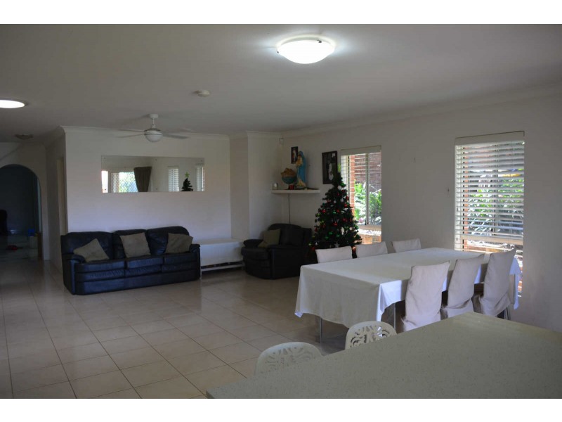 15 TENNYSON PARADE, Guildford West NSW 2161