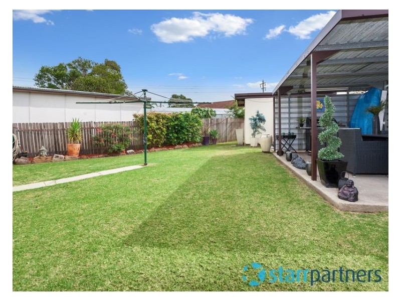 4 Vivienne Street, Woodpark NSW 2164