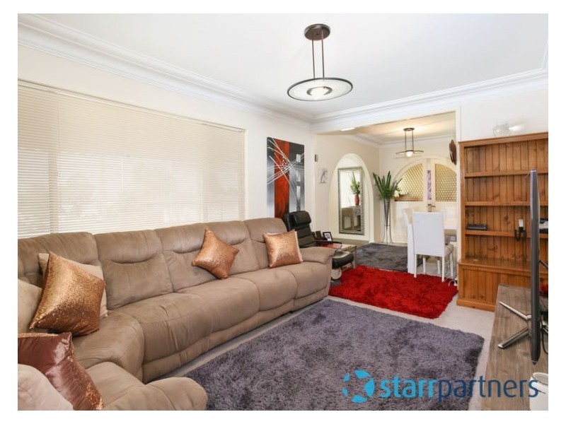 4 Vivienne Street, Woodpark NSW 2164