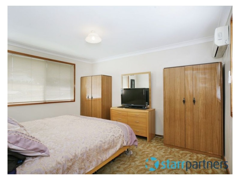 4 Vivienne Street, Woodpark NSW 2164