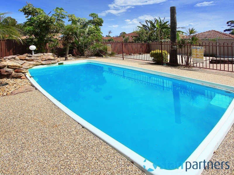 2 STELLA PLACE, Blacktown NSW 2148